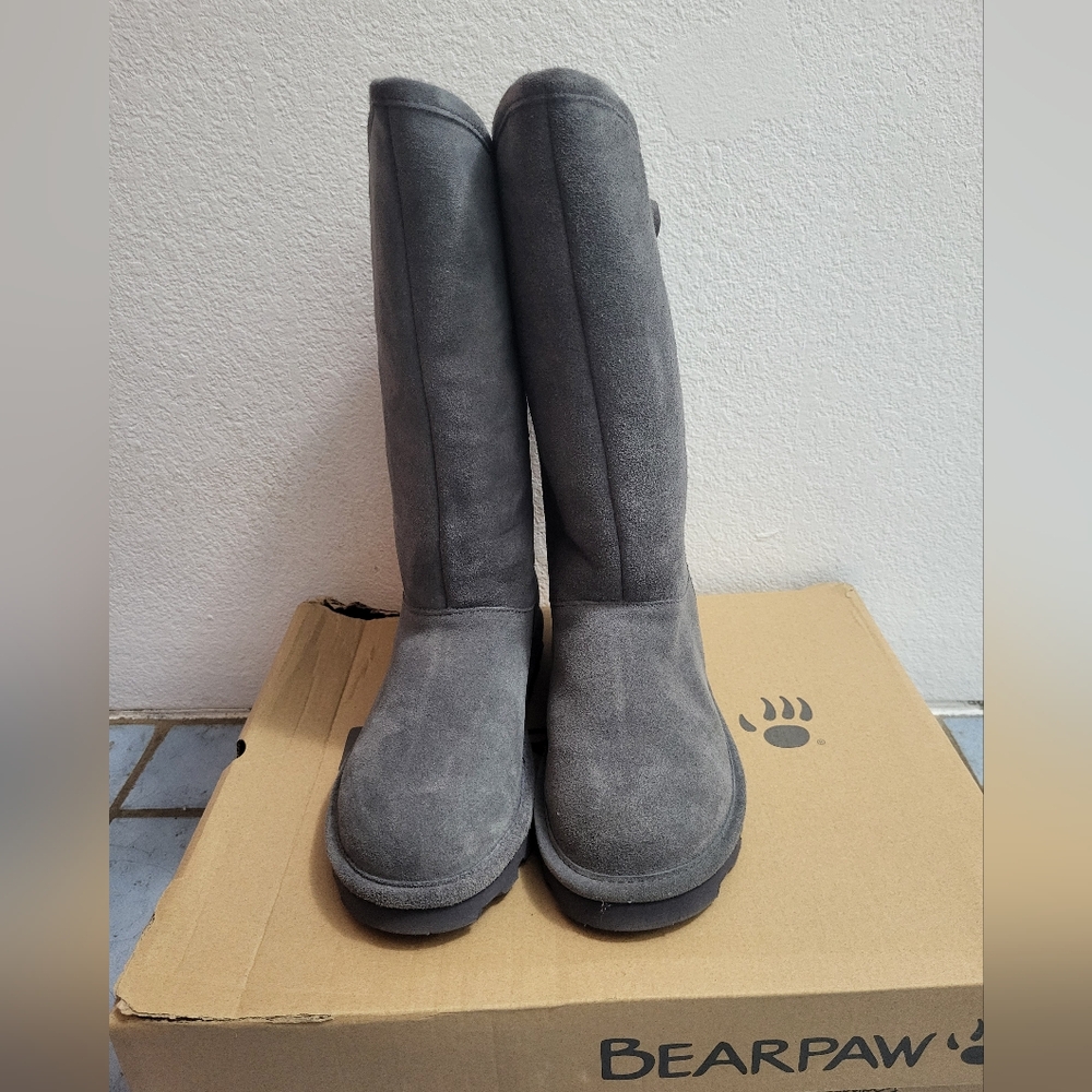 Bear paw grey swade boots with lace up back.size 8 brand new without tags.